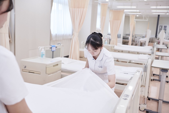 看護学科1年　H.Hさん（新卒）