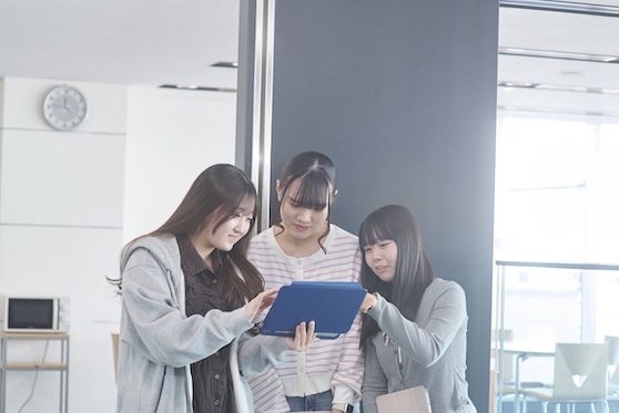 就職イベントに参加